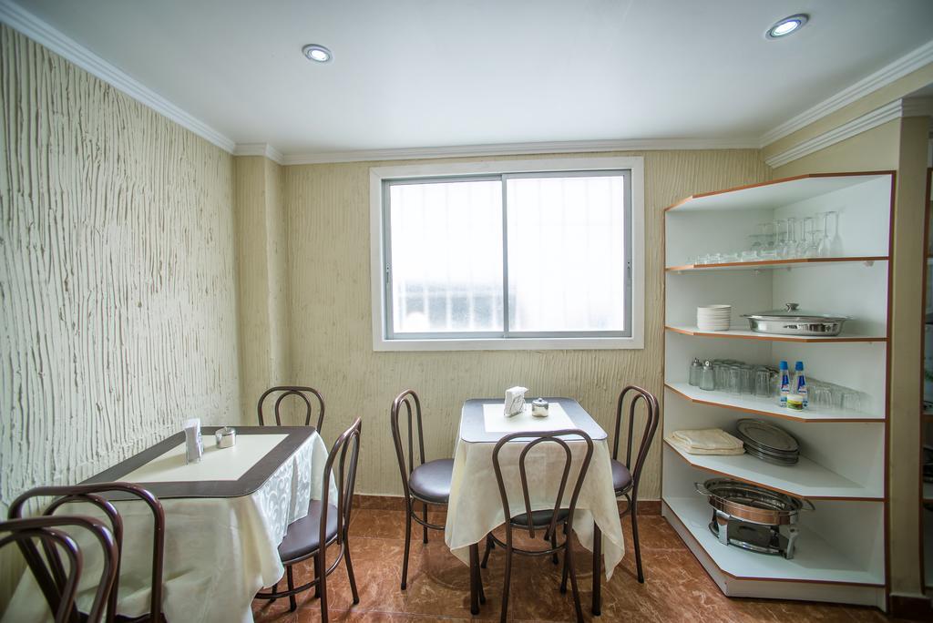 Hotel Sahara Inn Santiago Ngoại thất bức ảnh